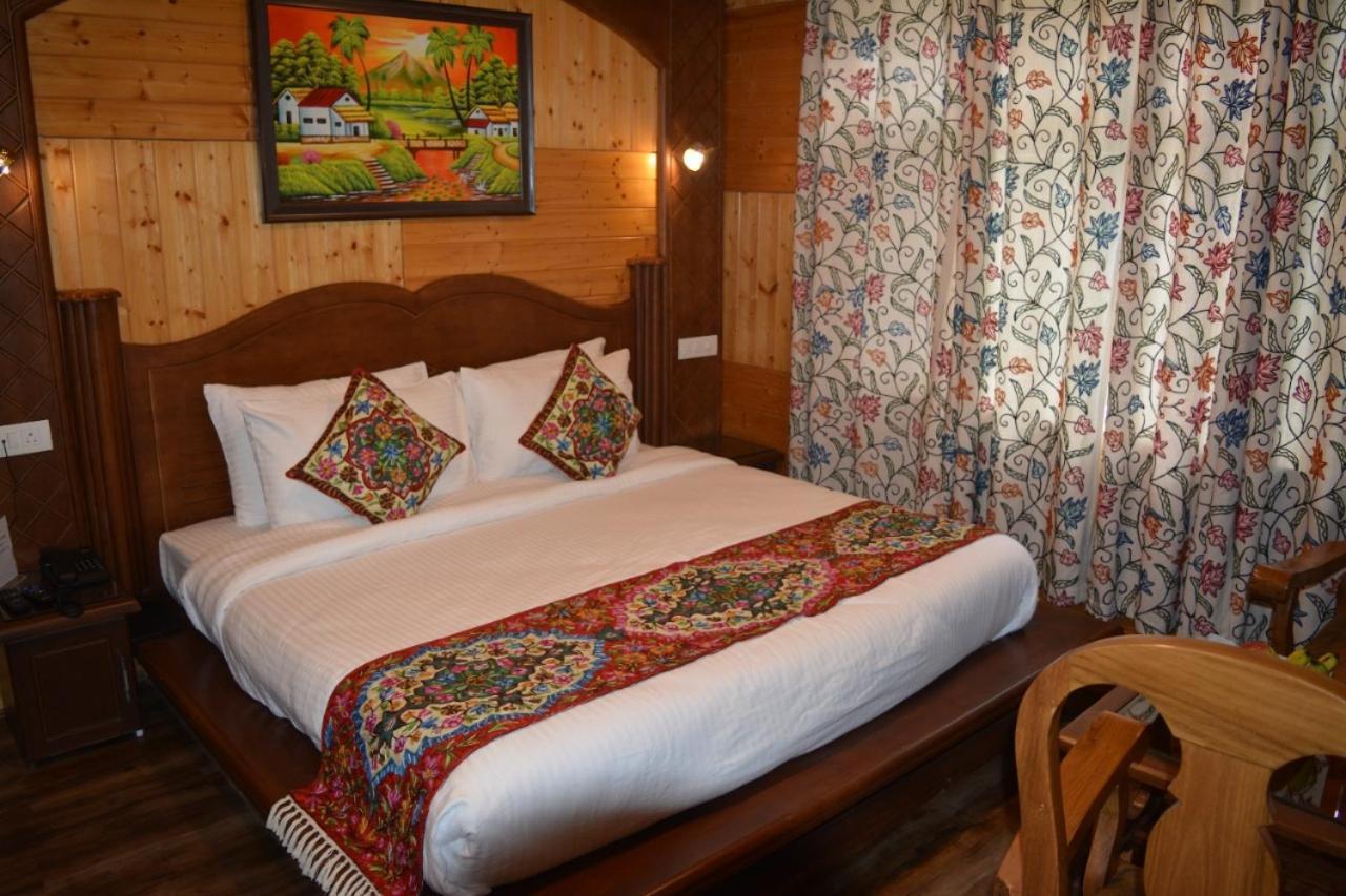 Hotel Royale Comfort Pahalgām Exterior foto